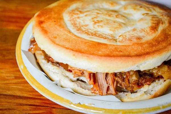第一次吃西安肉夾饃，如何偽裝成老桿？